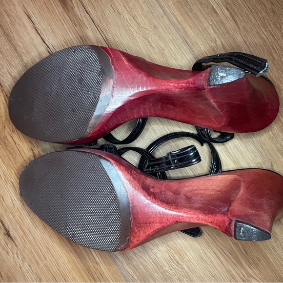 Vintage black and red wooden wedge staple heels, 6.5-7 - Picture 4 of 4